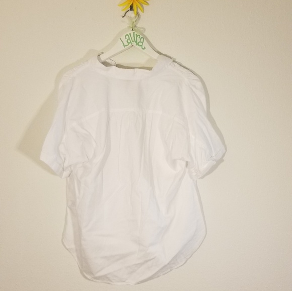 *Sold* Universal Thread | Oversized Button Up Top - Picture 2 of 4